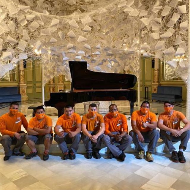equipo especializado en trasportar pianos de concierto y pianos de cola